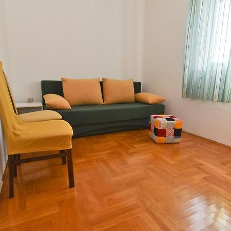 Apartment Nelly- Self Check-In Zara Esterno foto